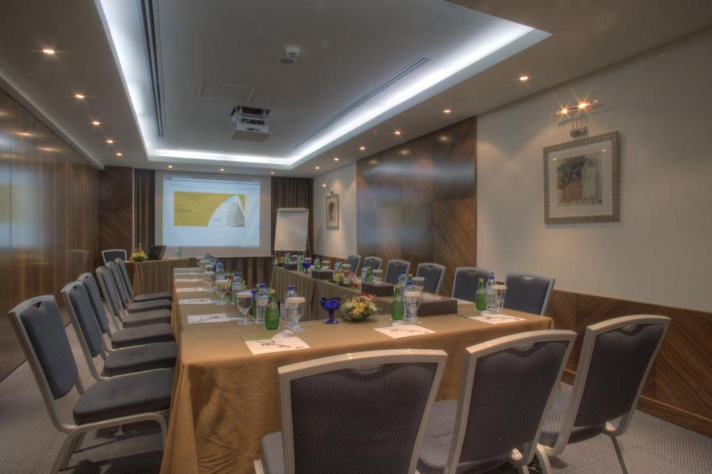 Oryx Hotel Abu Zabi Zewnętrze zdjęcie