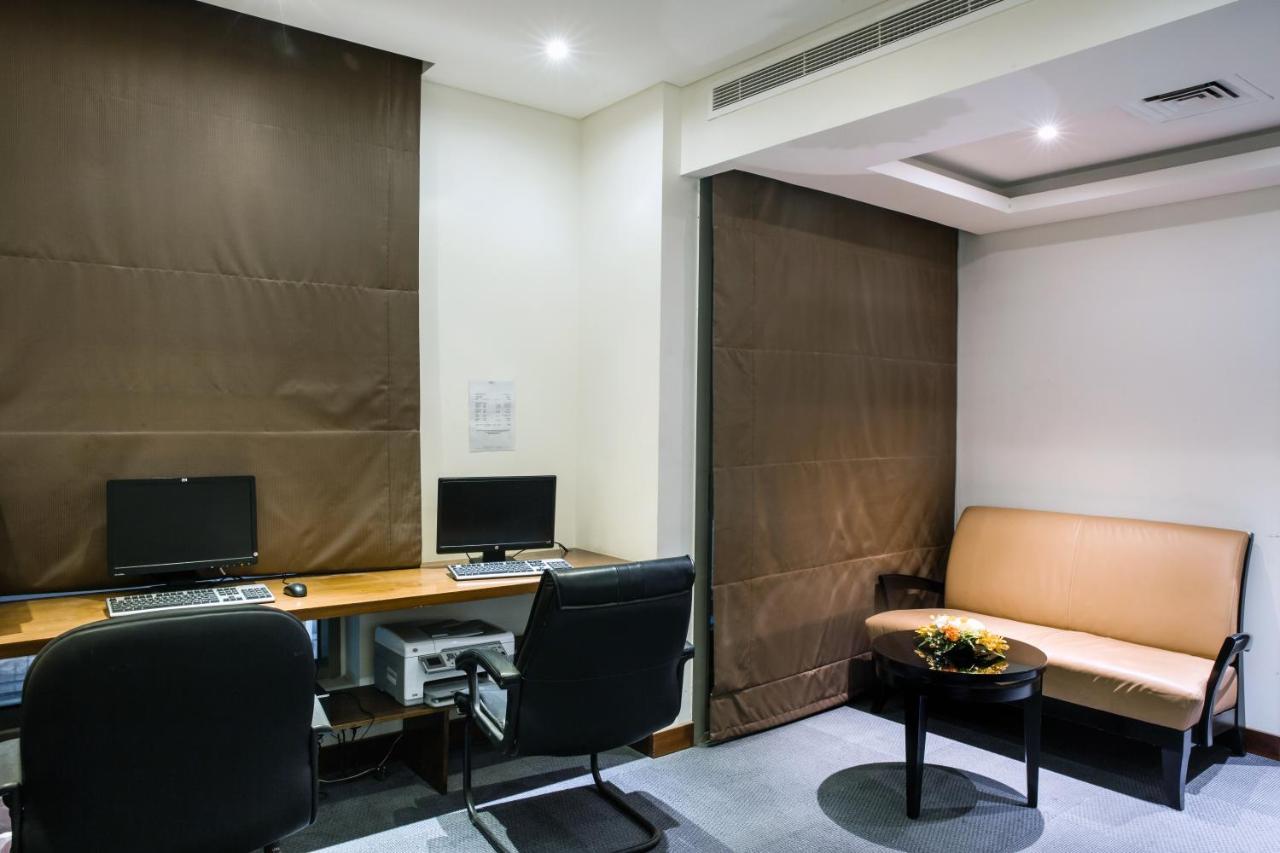 Oryx Hotel Abu Zabi Zewnętrze zdjęcie